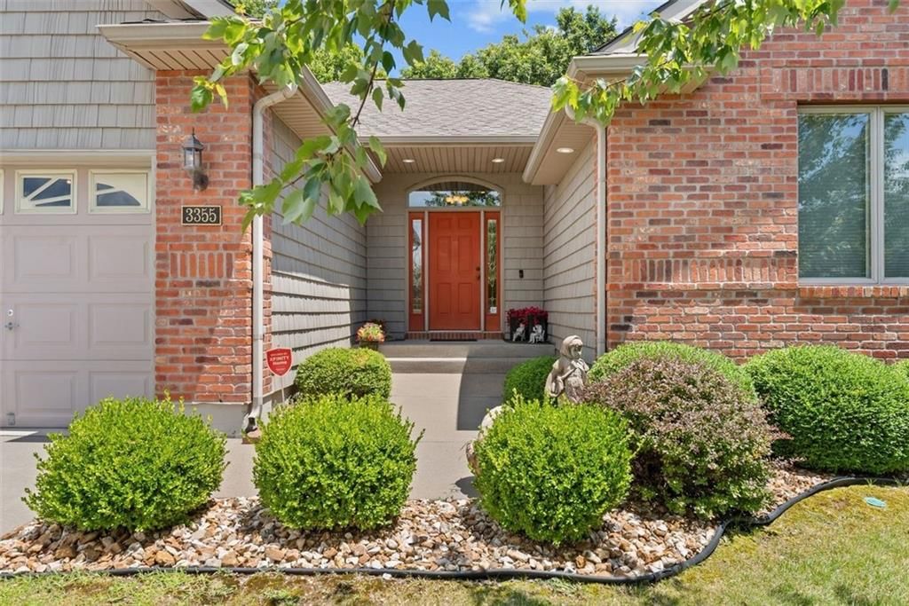 3355 S Wood Avenue — photo 4