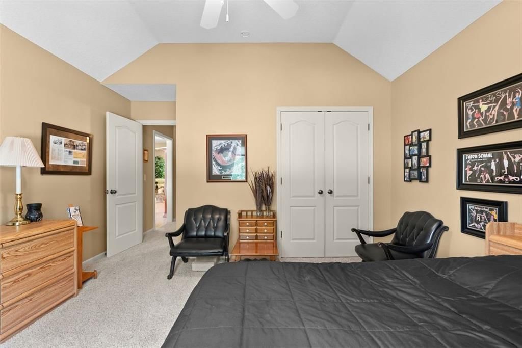 3355 S Wood Avenue — photo 21