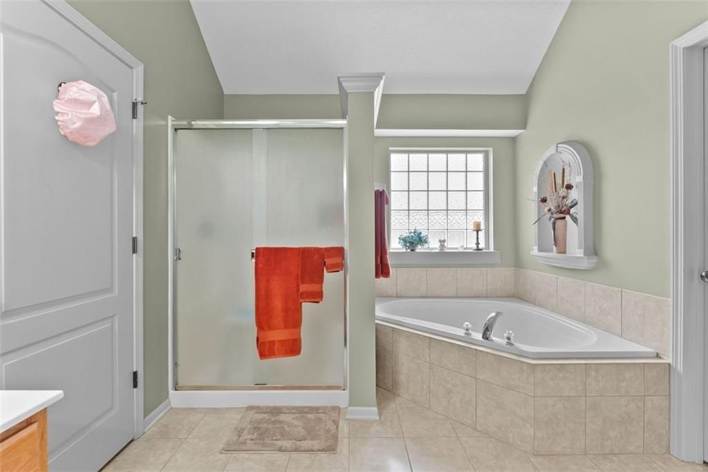 3355 S Wood Avenue — photo 26