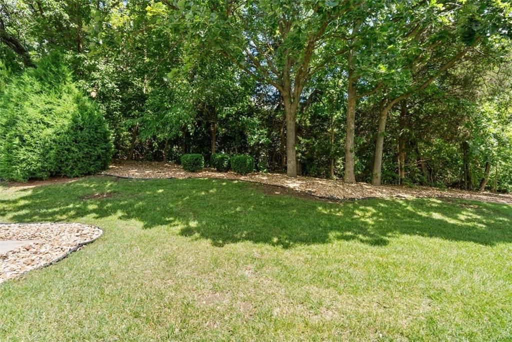 3355 S Wood Avenue — photo 39
