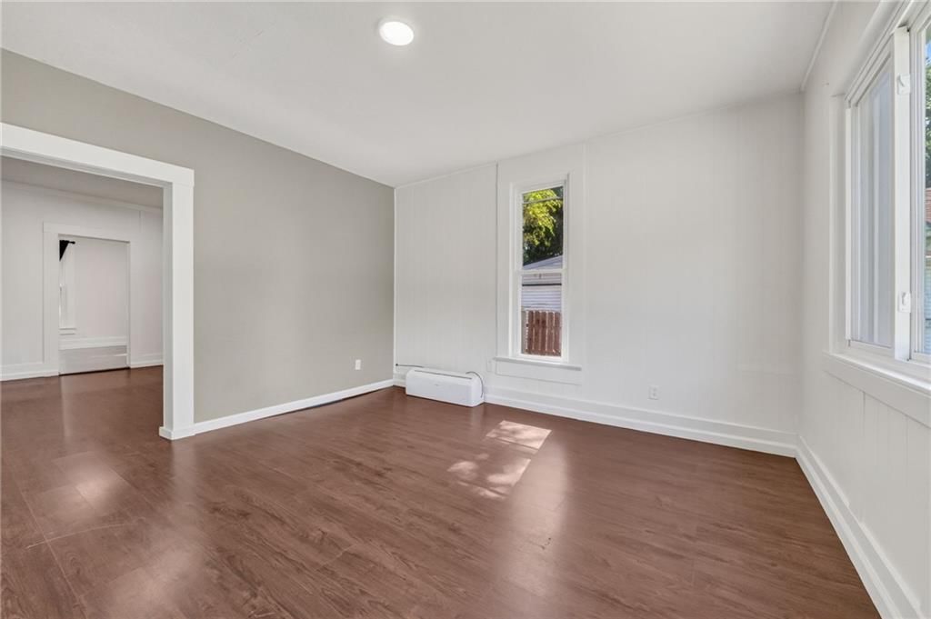 435 Ford Avenue — photo 6