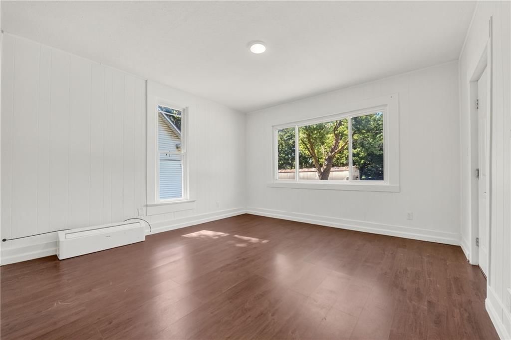 435 Ford Avenue — photo 7