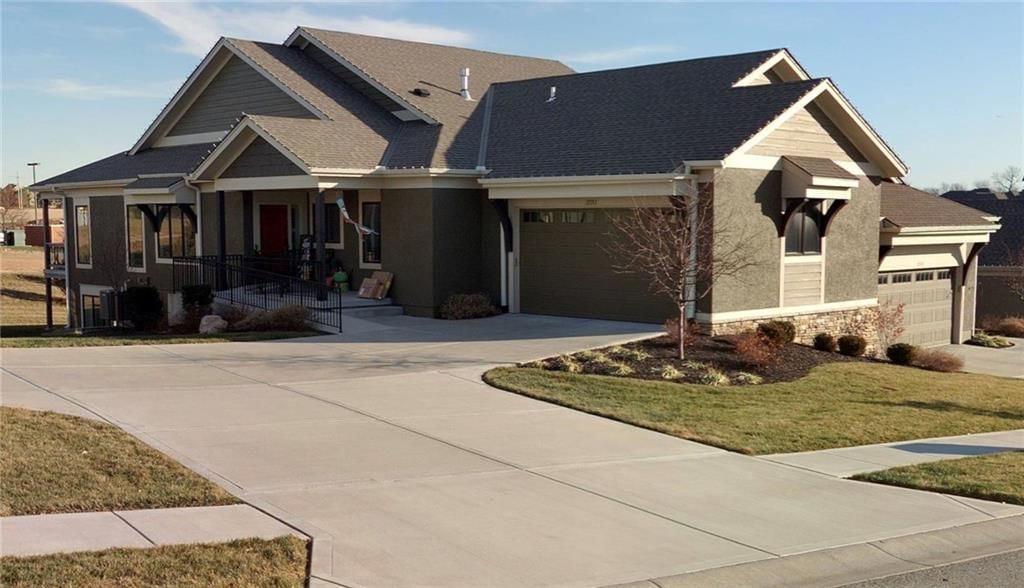 11551 S Waterford Drive — photo 1