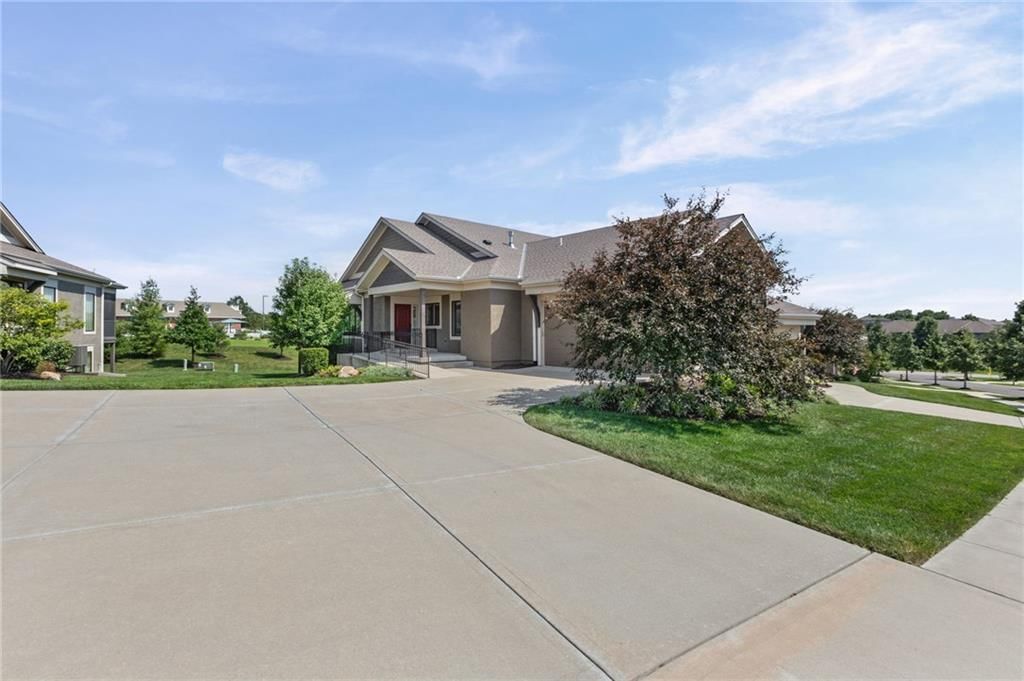 11551 S Waterford Drive — photo 50