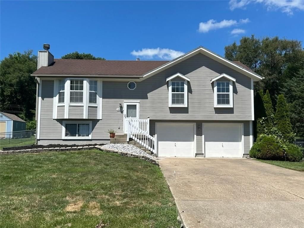 16008 Terry Avenue — photo 1