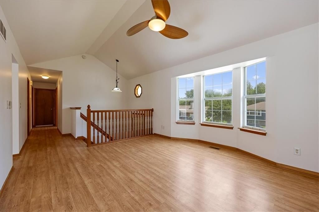 16008 Terry Avenue — photo 5
