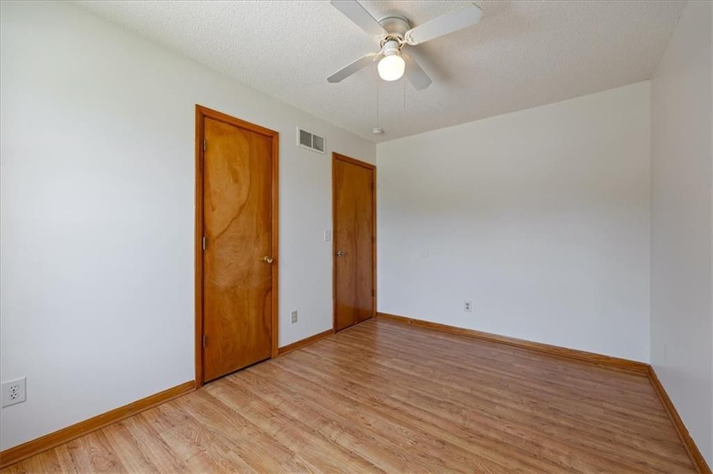 16008 Terry Avenue — photo 19