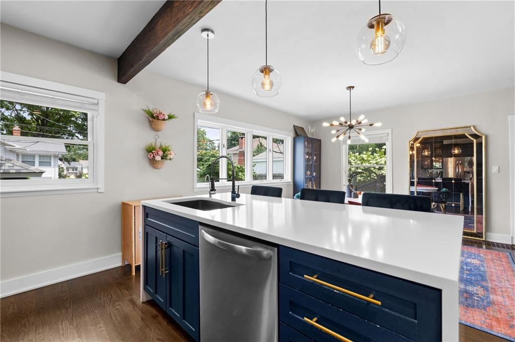414 W 61st Street — photo 11