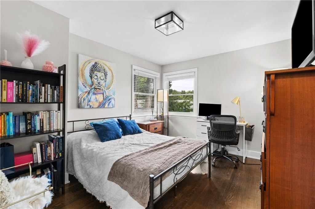 414 W 61st Street — photo 18