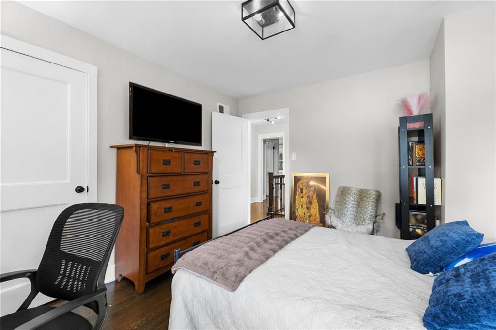 414 W 61st Street — photo 19