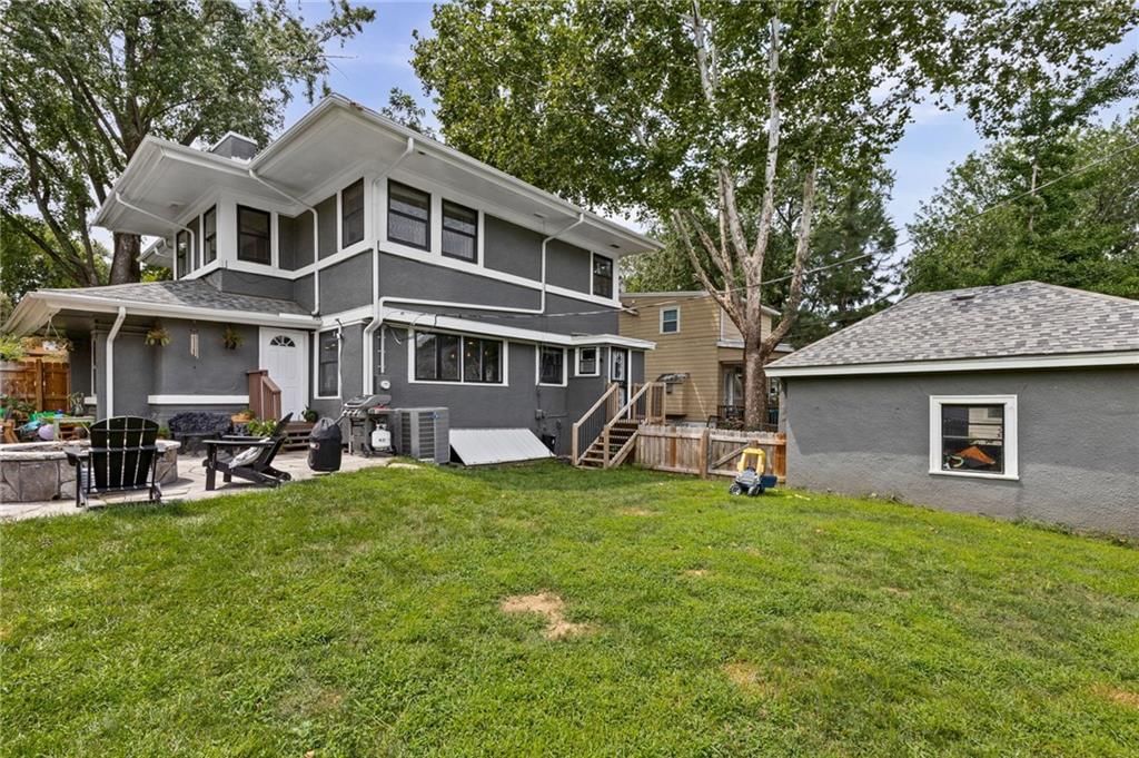 414 W 61st Street — photo 37