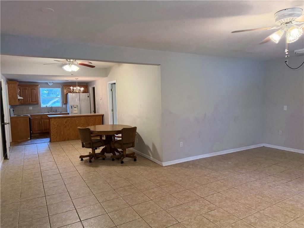 205 N Madison Street — photo 20