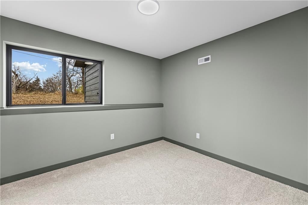 2522 Cissna Street — photo 13