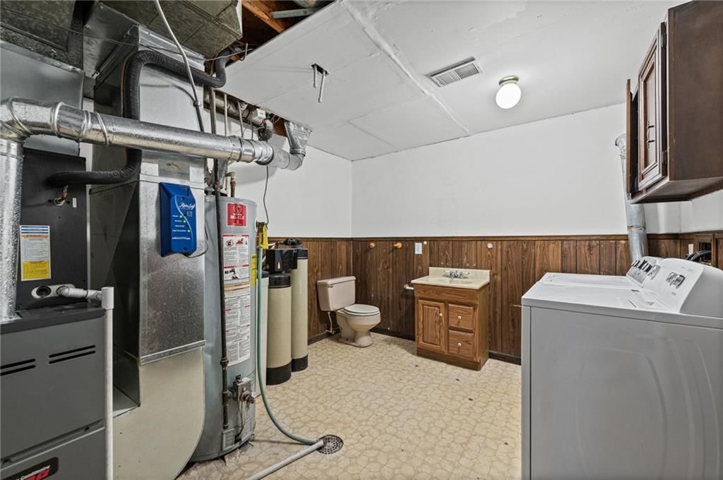 407 Sellers Place — photo 30