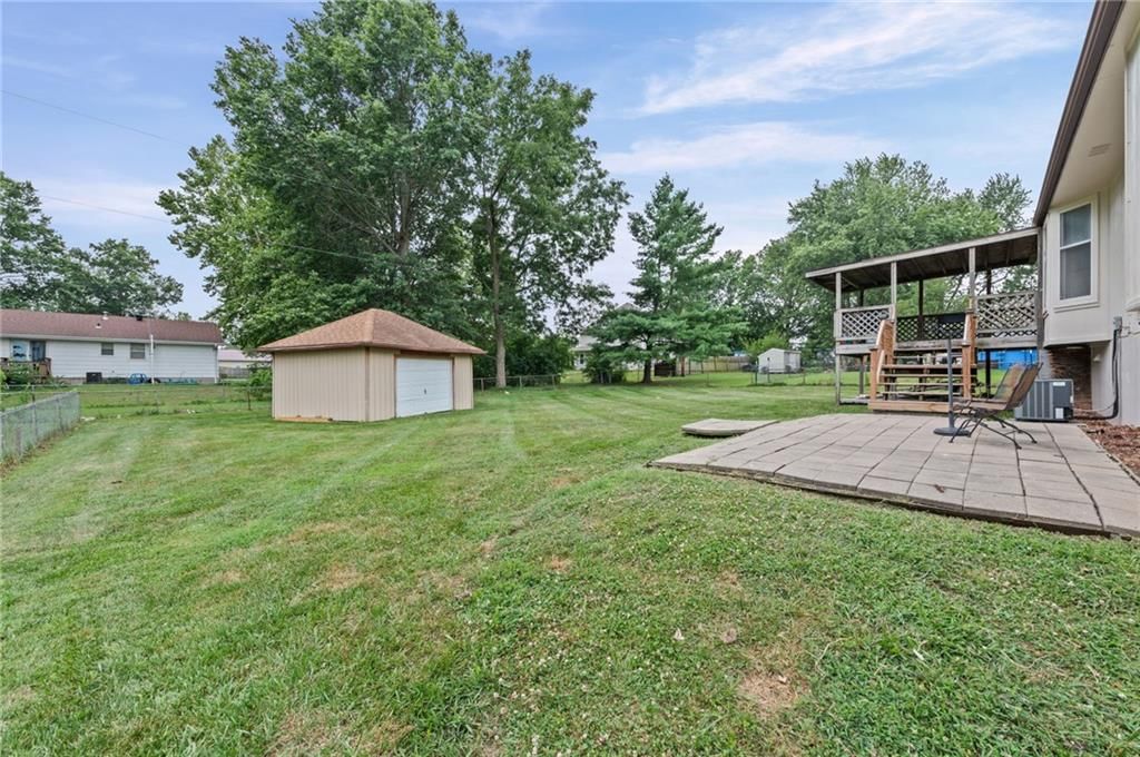 407 Sellers Place — photo 31