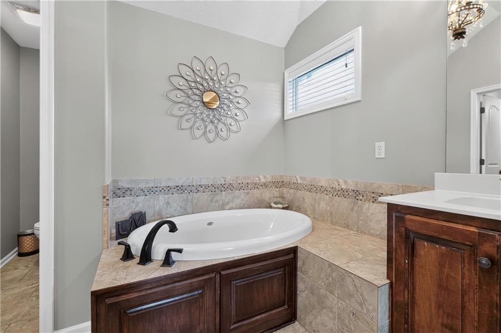 12168 S Valley Road — photo 29