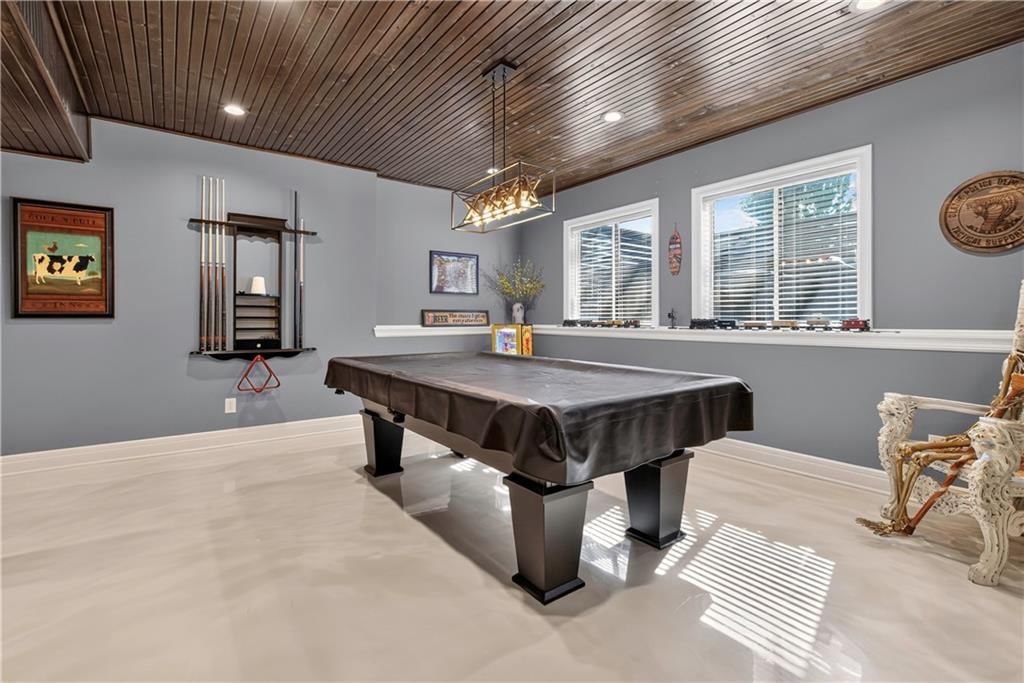 12168 S Valley Road — photo 45