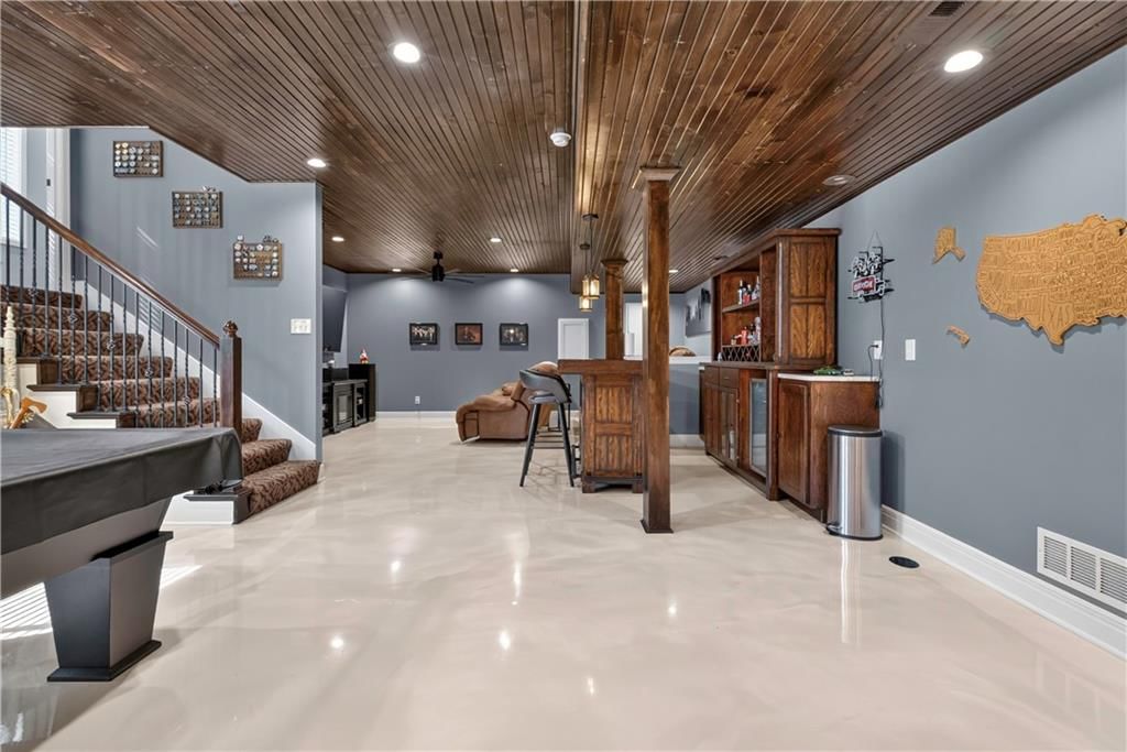 12168 S Valley Road — photo 46