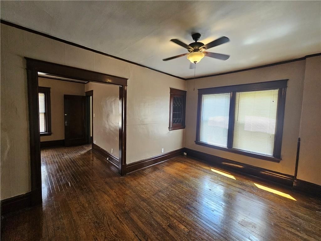 2312 E 13th Street — photo 9