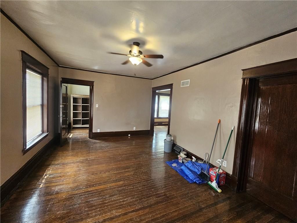 2312 E 13th Street — photo 29