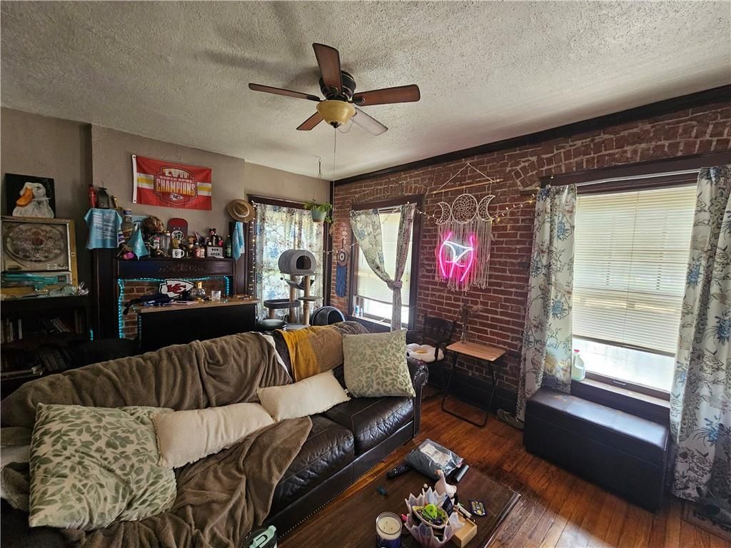 2312 E 13th Street — photo 33