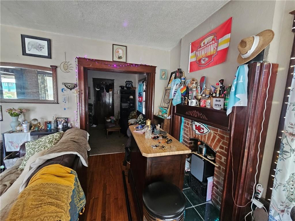 2312 E 13th Street — photo 34
