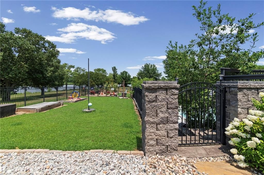 1003 Top Water Drive — photo 46