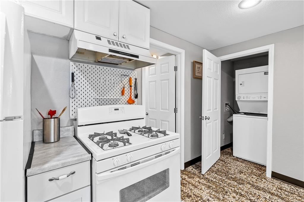 Photo 29 of 38 - 7108 N Kranz Road, Gladstone, MO 64118