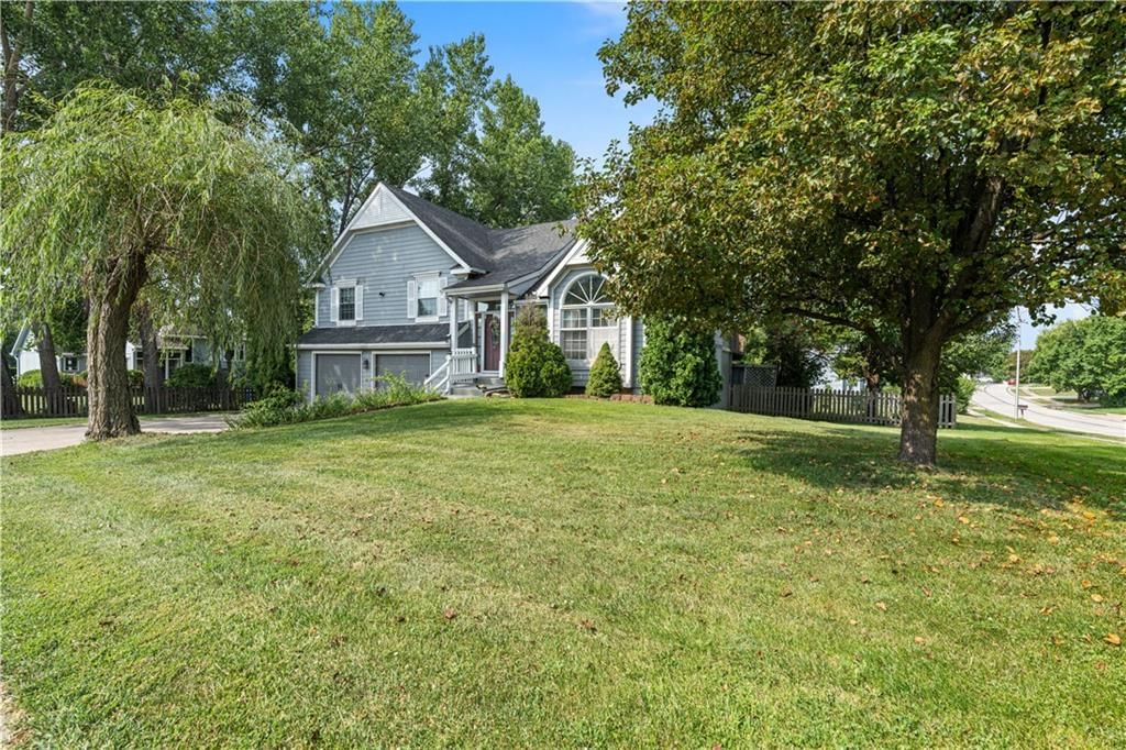 10126 N Highland Terrace — photo 3