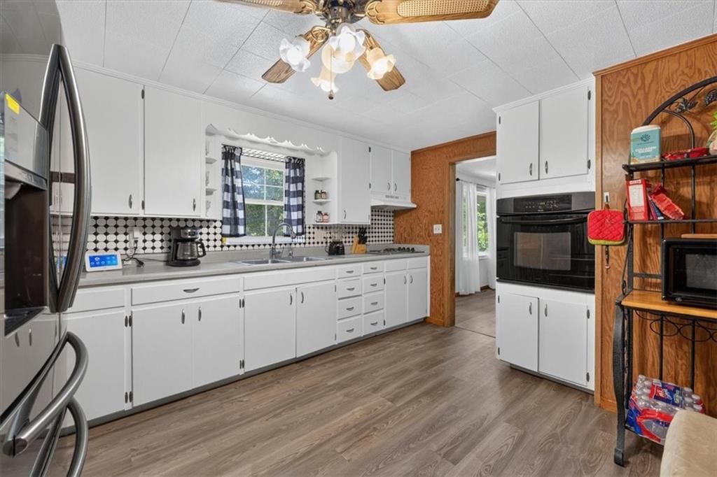 9112 Charlotte Street — photo 11