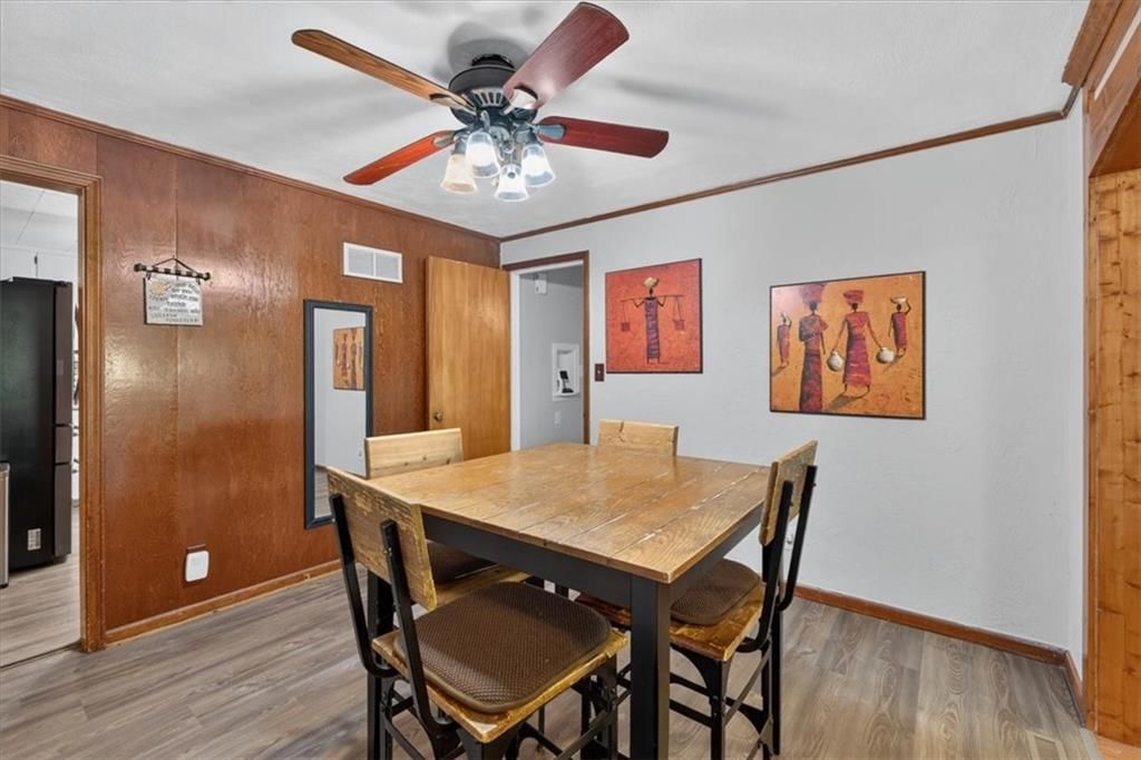 9112 Charlotte Street — photo 15