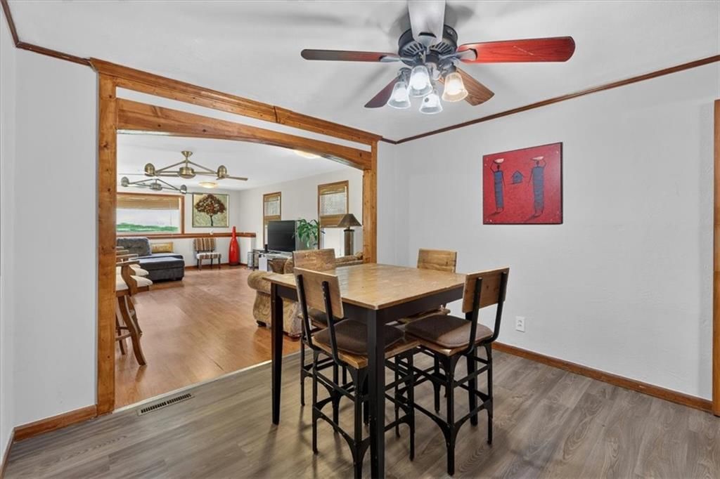 9112 Charlotte Street — photo 17