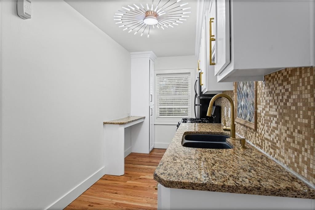 1207 W 45th Street — photo 4
