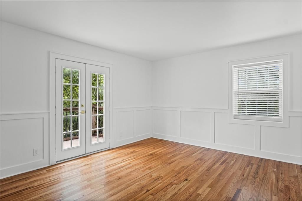 1207 W 45th Street — photo 5