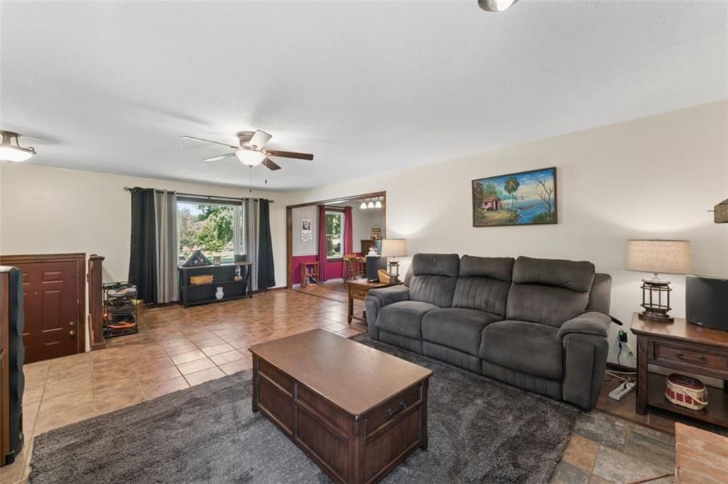 892 Gregory Street — photo 7