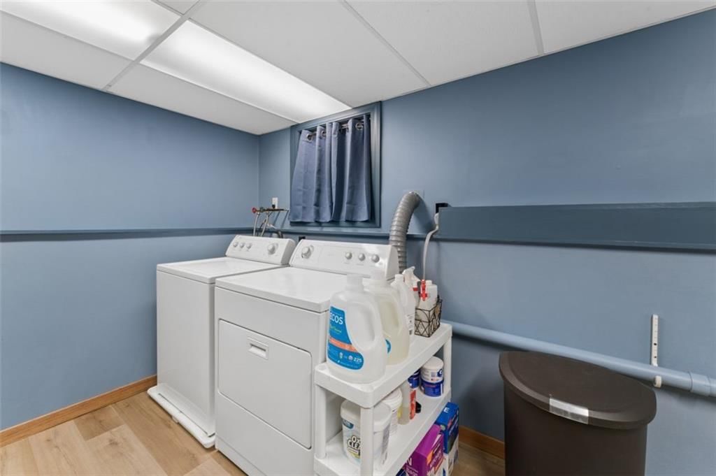 892 Gregory Street — photo 31
