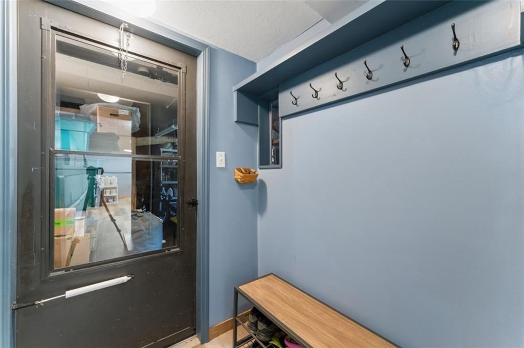892 Gregory Street — photo 32