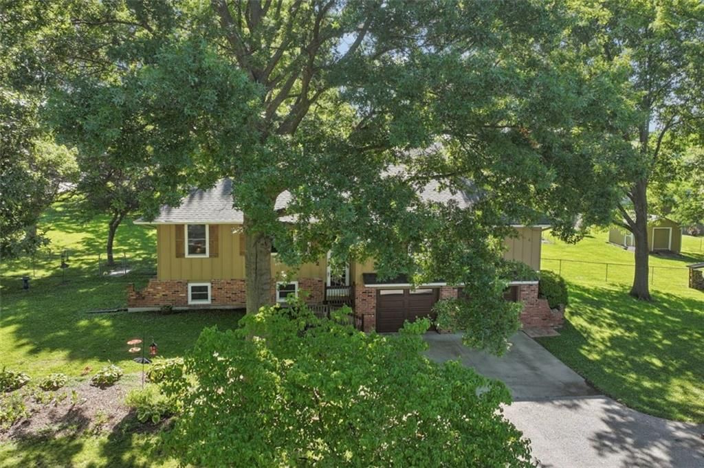 892 Gregory Street — photo 33
