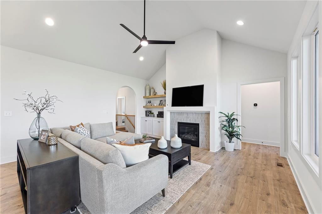 12212 S Emerald Street — photo 11