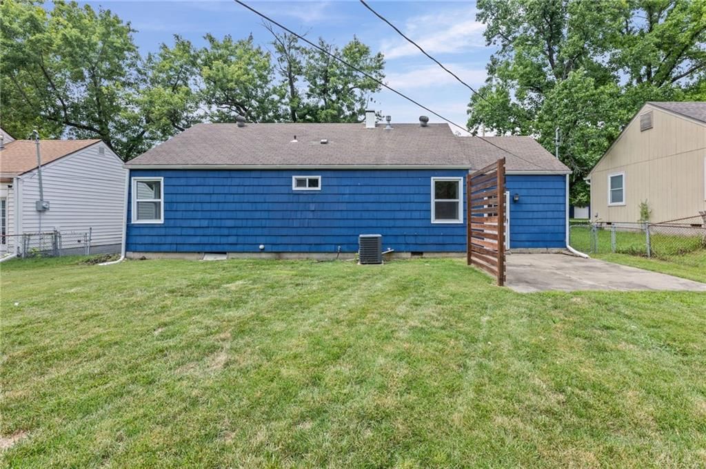 7223 Lamar Avenue — photo 15