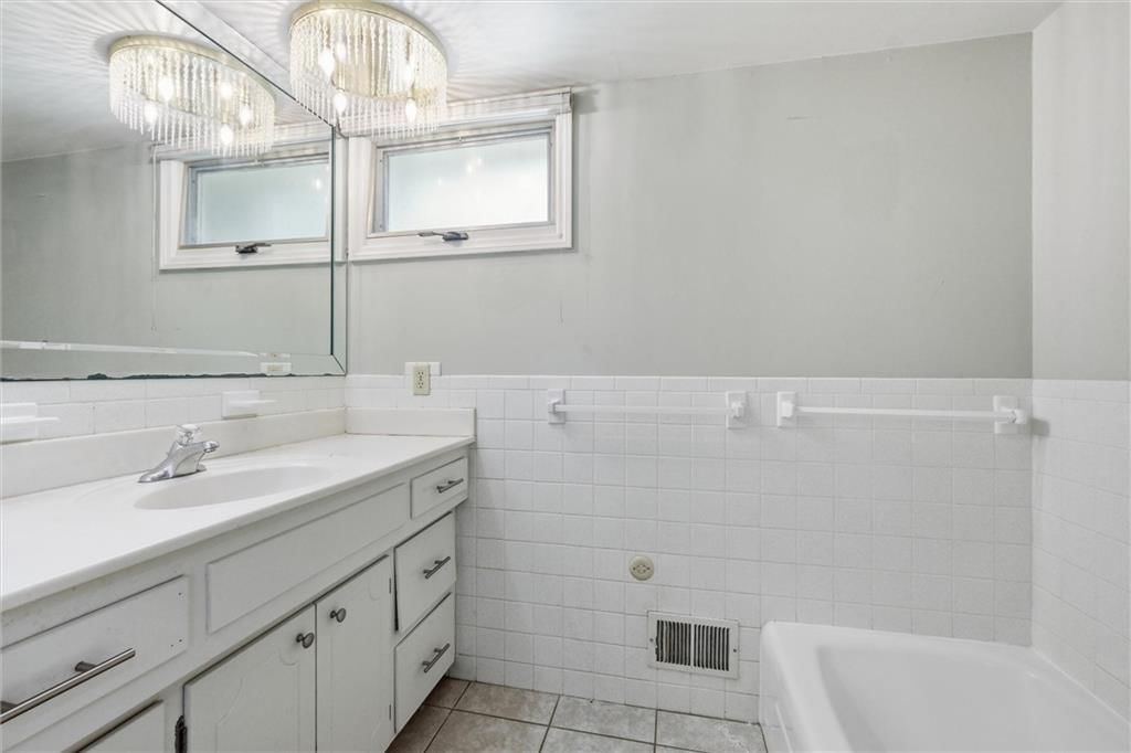 1308 NW 6th Street — photo 23