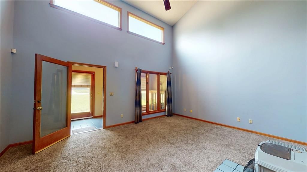 7514 Orient Avenue — photo 6