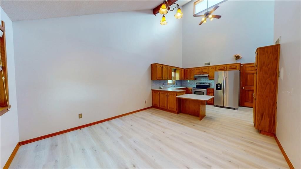 7514 Orient Avenue — photo 9
