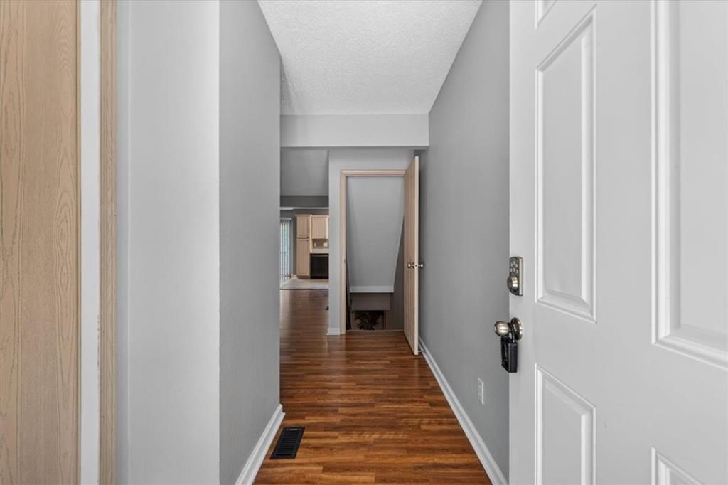 3529 NE Austin Drive — photo 4