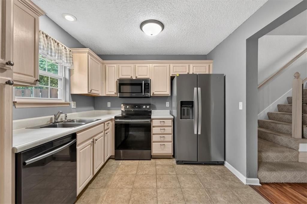 3529 NE Austin Drive — photo 9