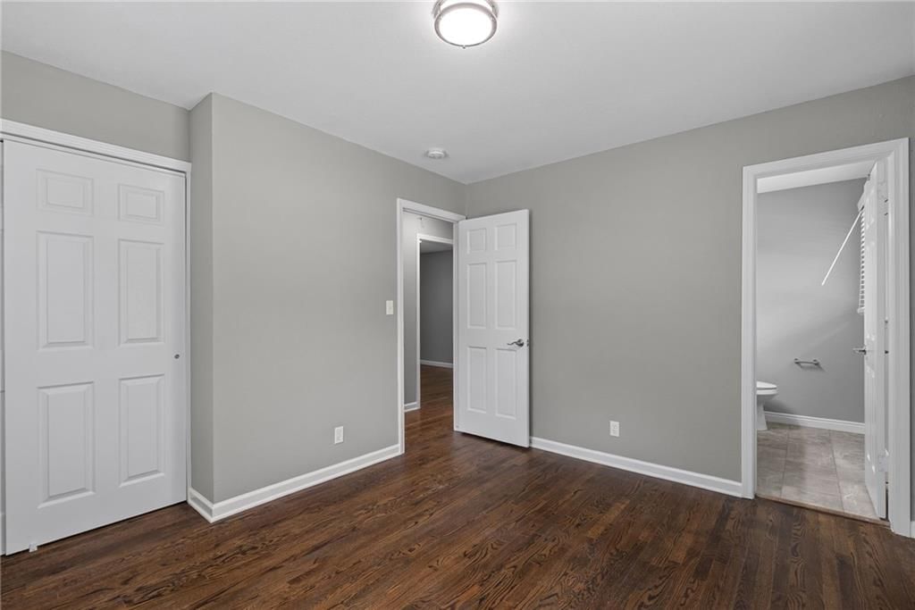7218 Harvard Avenue — photo 12