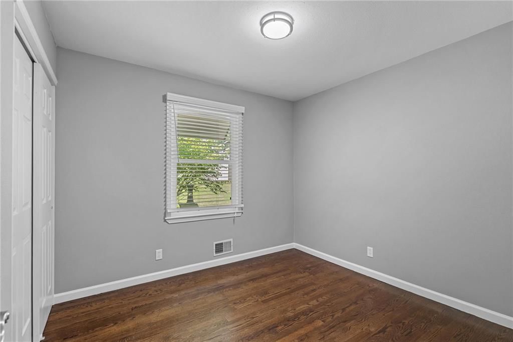 7218 Harvard Avenue — photo 14
