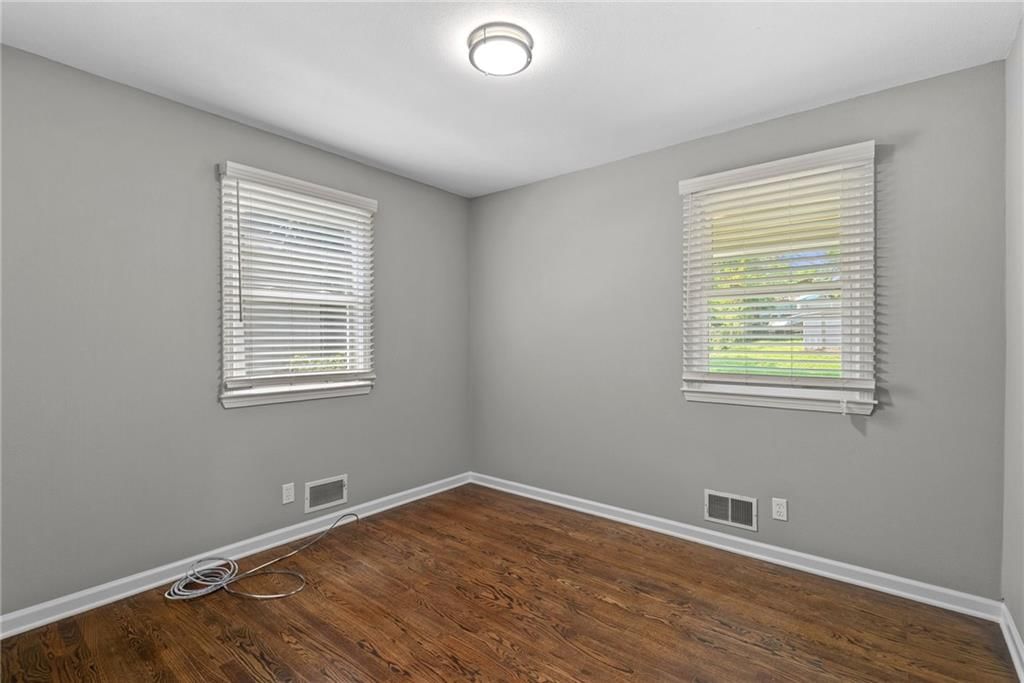 7218 Harvard Avenue — photo 15