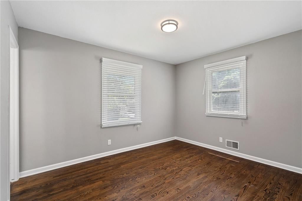 7218 Harvard Avenue — photo 17