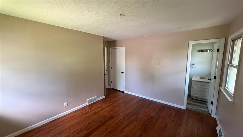 1424 Western Street — photo 8